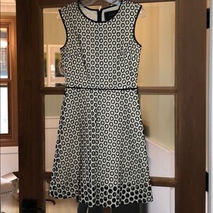 J Crew black and white circle dress- Size 0 EUC